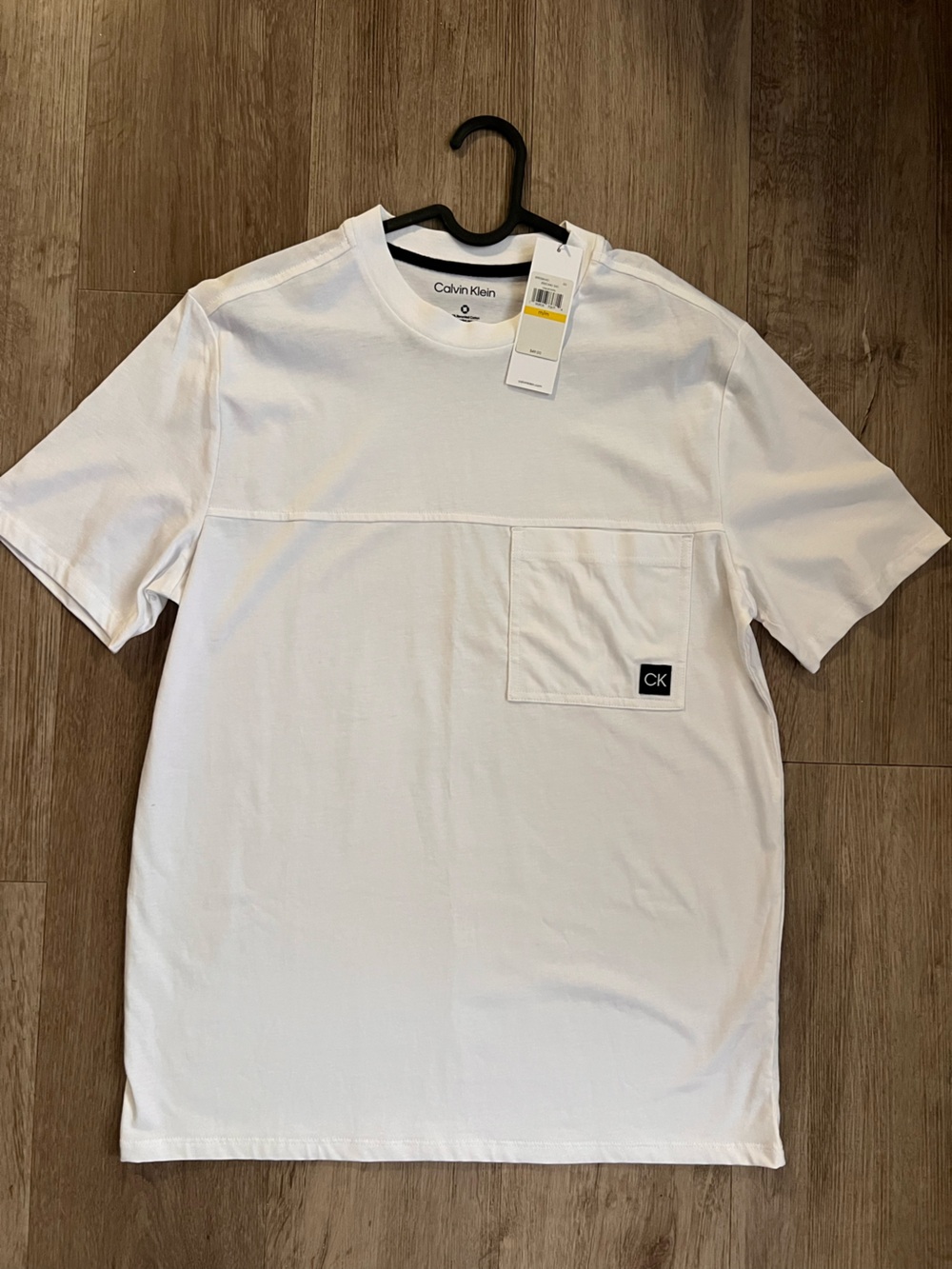Calvin Klein Men’s White Crew Neck Pocket T-Shirt